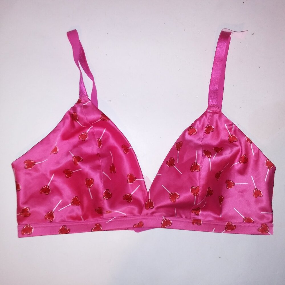 Victoria’s Secret Tease Bralette Bra XS Pink Satin Lollipop Hearts Wireless NWT